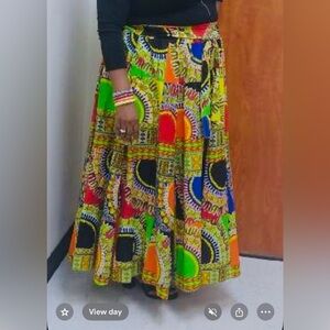 Eclectic and vibrant Maxi skirt